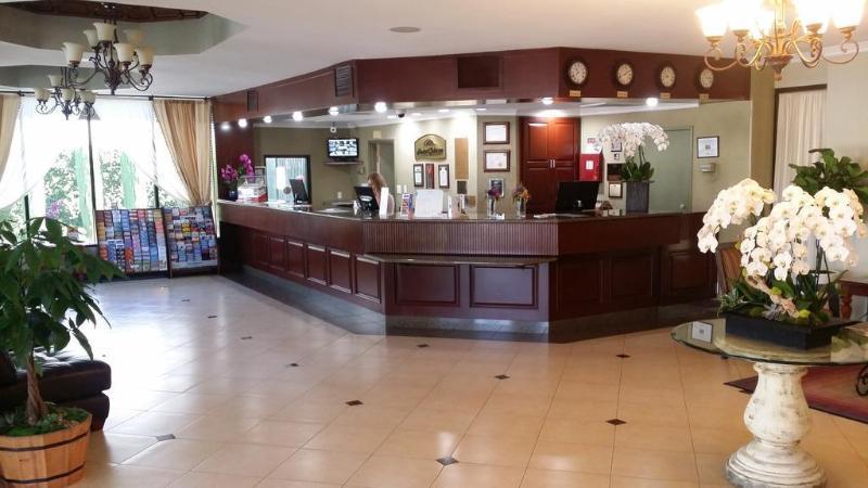 Howard Johnson By Wyndham Reseda Hotel & Suites Λος Άντζελες Εξωτερικό φωτογραφία