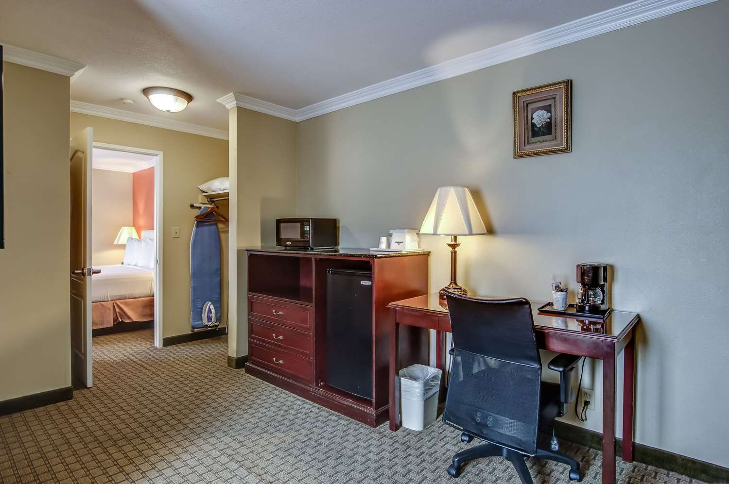 Howard Johnson By Wyndham Reseda Hotel & Suites Λος Άντζελες Εξωτερικό φωτογραφία